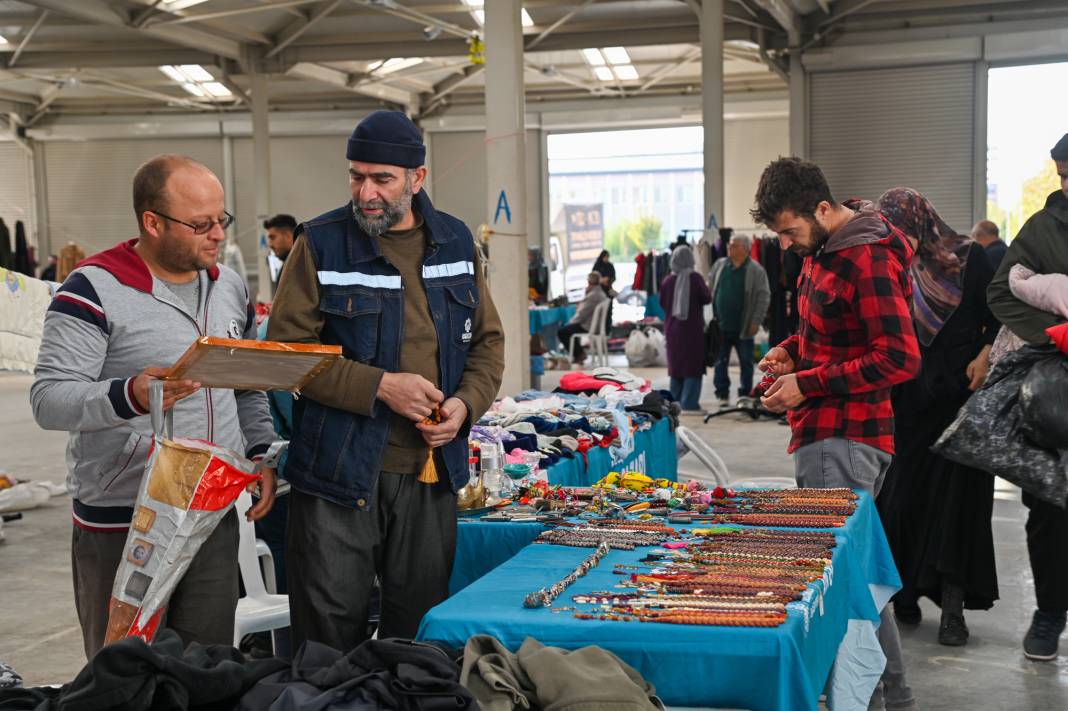 Konya’nın en ucuz pazarı! Ayda bir açılıyor 1
